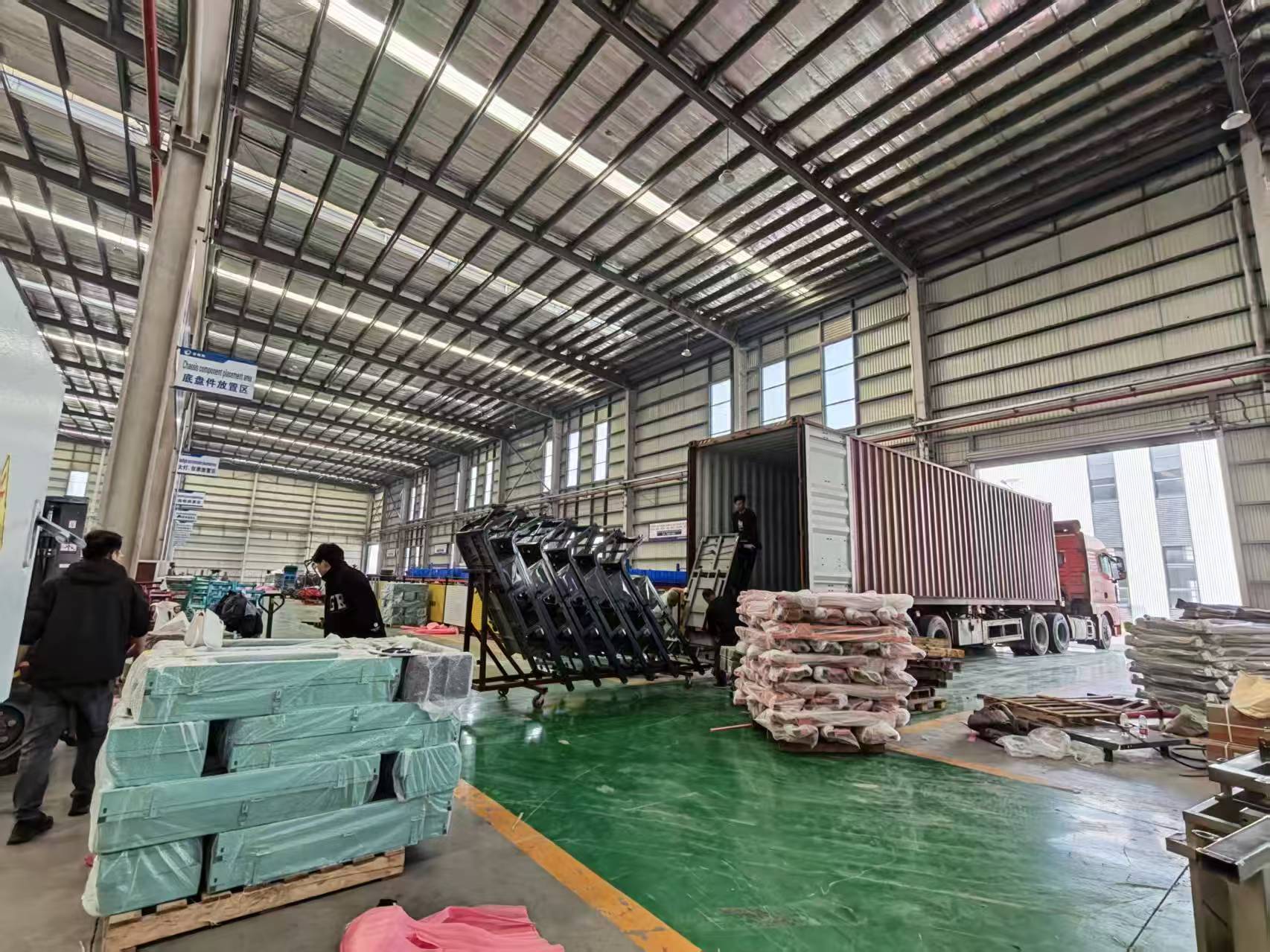 Export Packaging & Loading